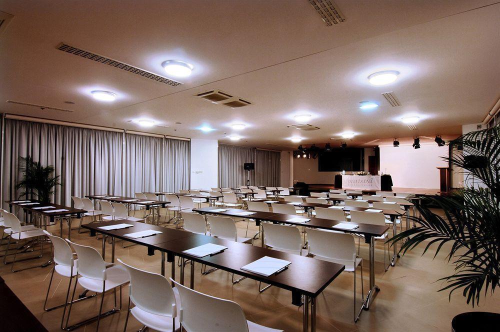 Hotel Istra ราบ ภายนอก รูปภาพ