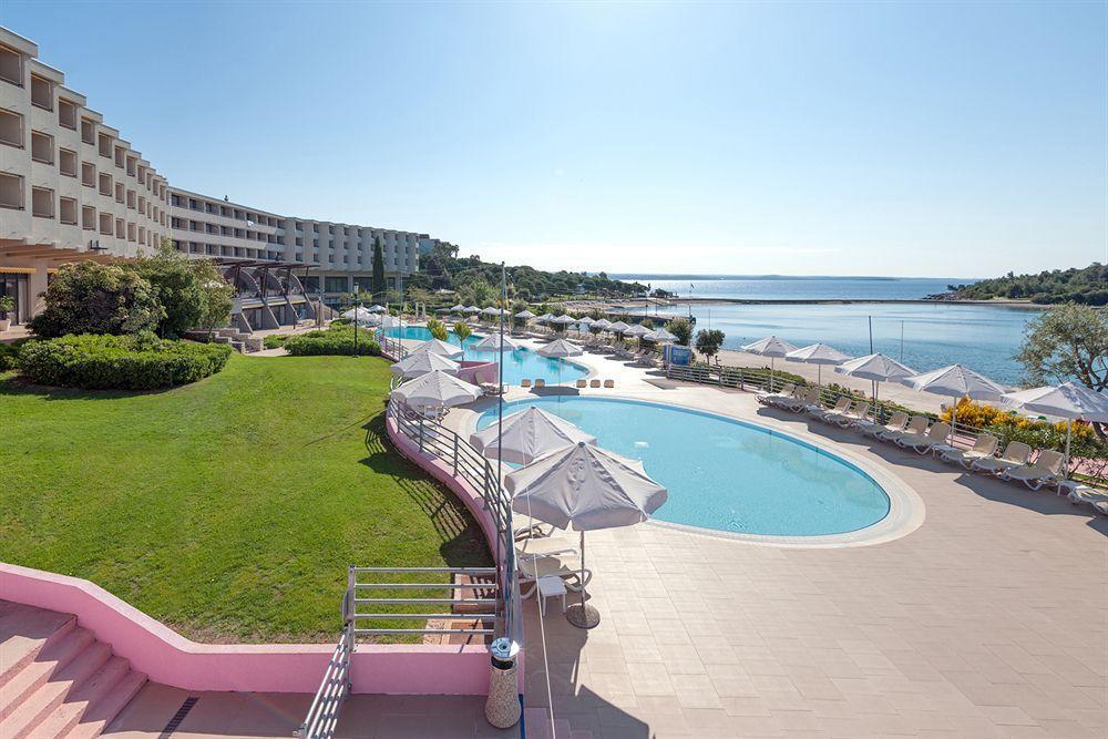Hotel Istra ราบ ภายนอก รูปภาพ